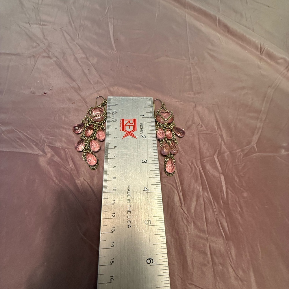 Vintage Y2K Silver/Blush Pink Chain 3.5” Drop Chandelier Earrings - Picture 9 of 10